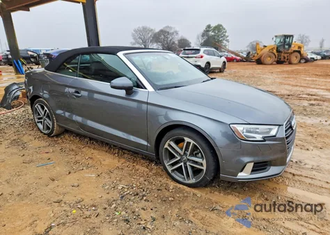 2017 Audi A3 Premium из США, поврежденный, VIN WAU6ULFF6H1038198